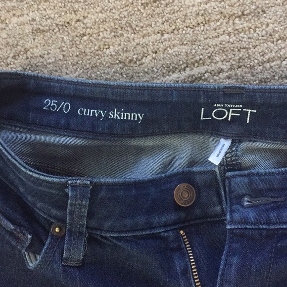 Dark wash skinny jeans - Picture 3 of 3